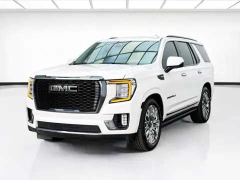 White 2023 GMC Yukon Denali Ultimate for sale in Bellflower, CA