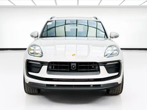 Photos of 2023 Porsche Macan w/Premium Package Plus for sale in Bellflower, CA at STG Bellflower