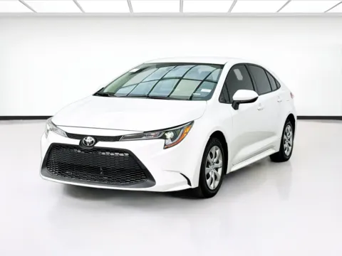White 2022 Toyota Corolla LE for sale in Bellflower, CA