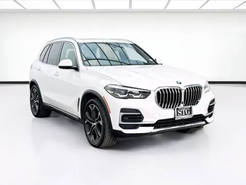 Another view of 2023 BMW X5 sDrive40i for sale in Bellflower, CA at STG Bellflower