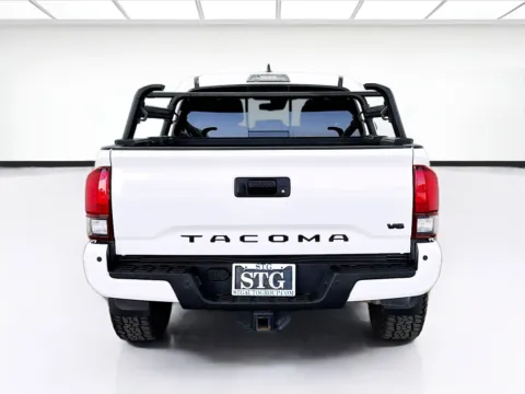 More photos of 2019 Toyota Tacoma TRD Sport TECHNOLOGY PACKAGE & YAKIMA RACK V6 at STG Bellflower, CA
