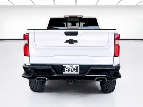 More photos of 2024 Chevrolet Silverado 1500 LT Trail Boss w/Premium Package at STG Bellflower, CA