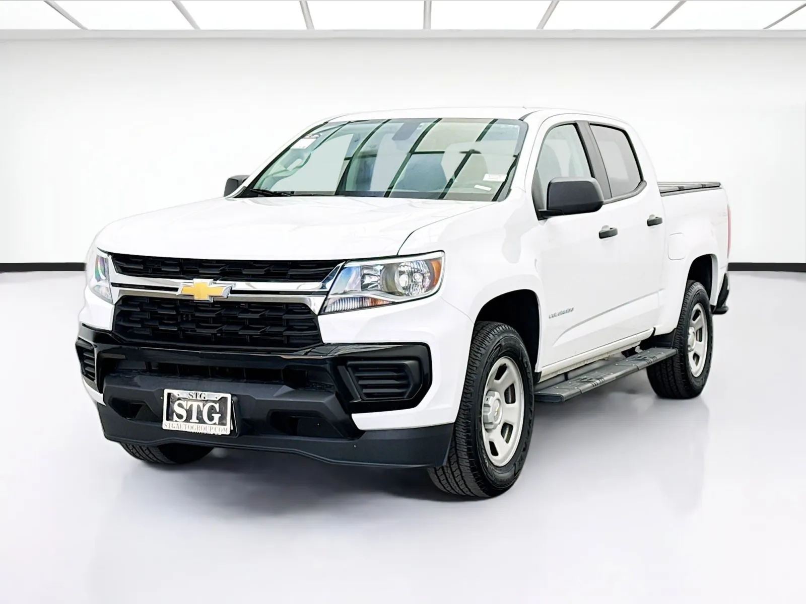 White 2022 Chevrolet Colorado Work Truck for sale in Bellflower, CA