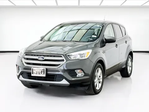 Gray 2019 Ford Escape SE for sale in Bellflower, CA
