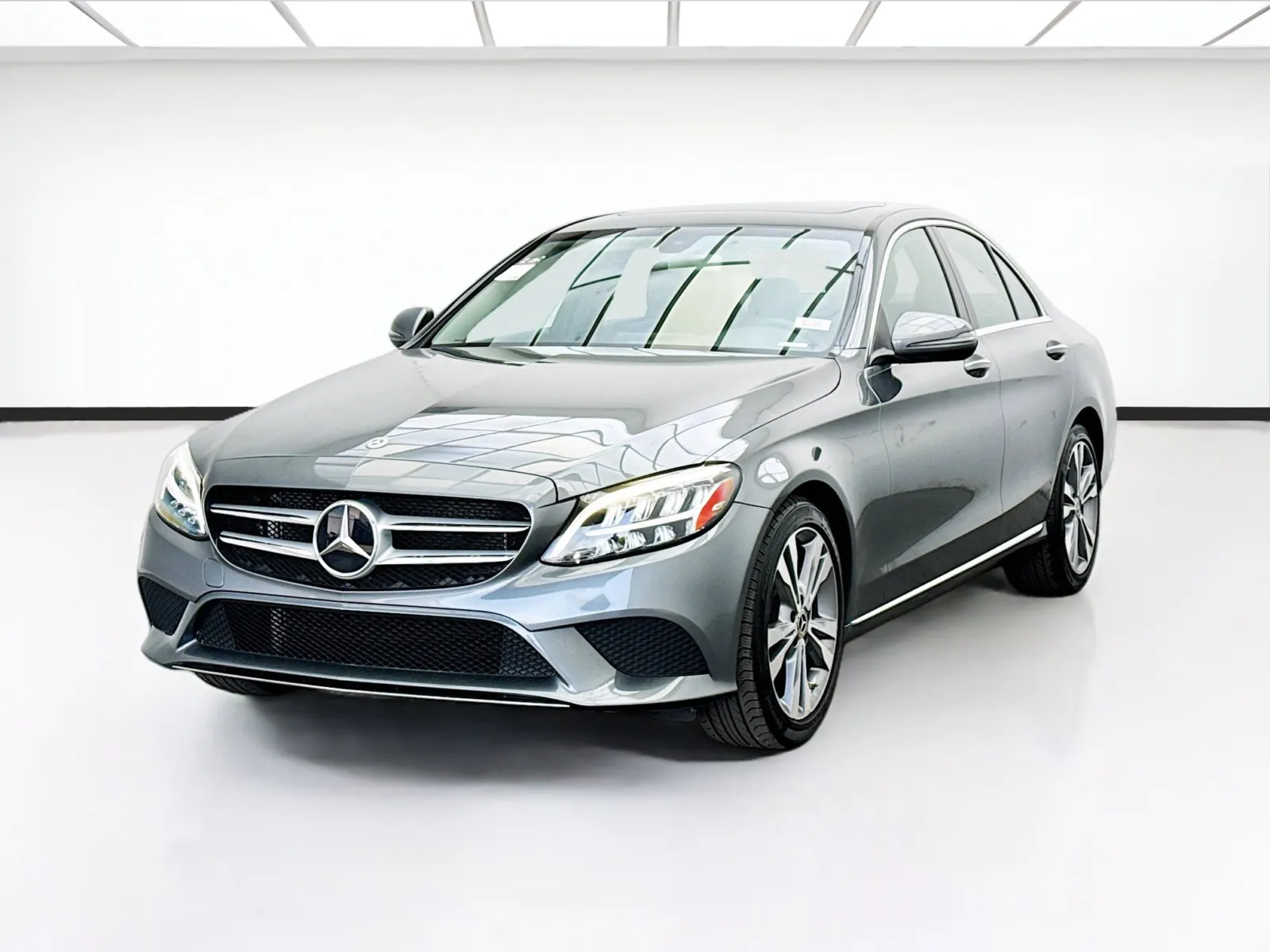 2019 Mercedes-Benz C-Class C300's photo