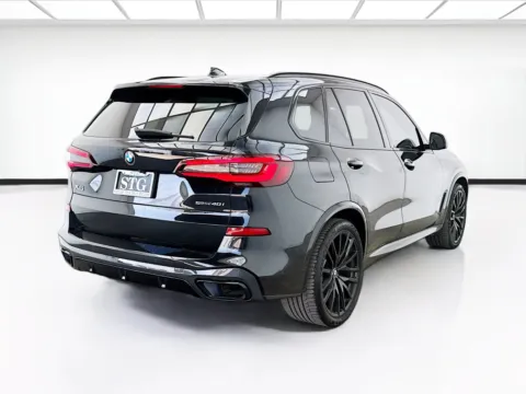 More photos of 2022 BMW X5 sDrive40i M SPORT SHADOWLINE & PARKING ASSISTANCE at STG Bellflower, CA