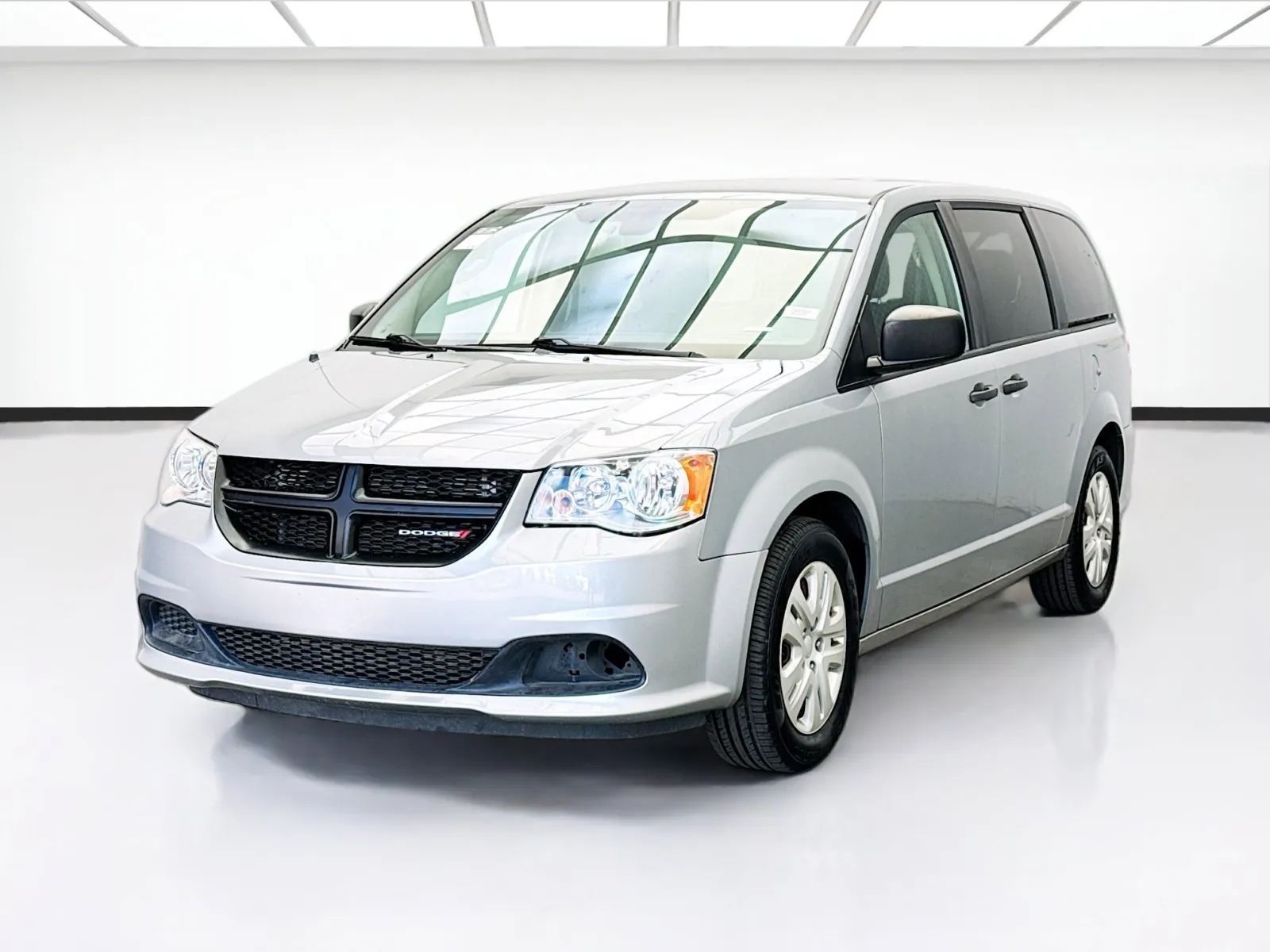 Silver 2019 Dodge Grand Caravan SE for sale in Bellflower, CA