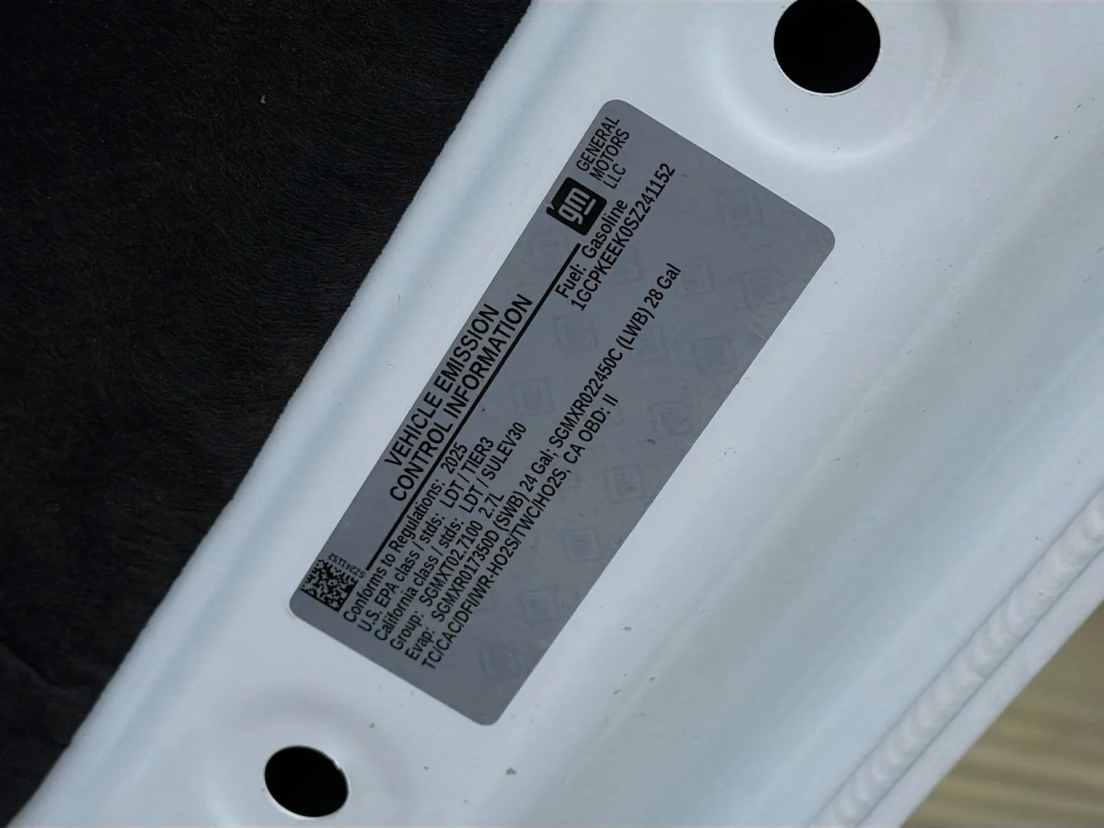Chevrolet Silverado photo 17