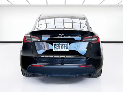 More photos of 2024 Tesla Model Y Long Range at STG Bellflower, CA