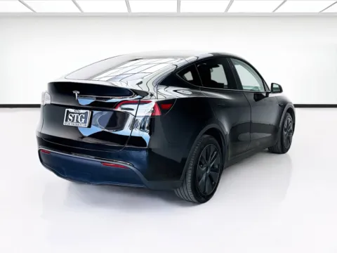 More photos of 2024 Tesla Model Y Long Range at STG Bellflower, CA