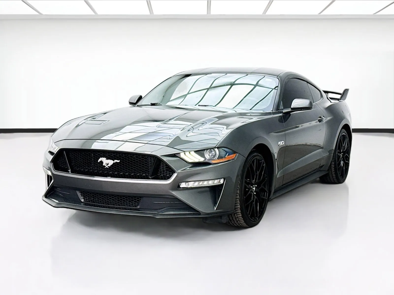 2019 Ford Mustang GT Coupe's photo