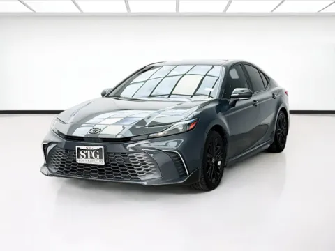 Gray 2025 Toyota Camry SE for sale in Bellflower, CA