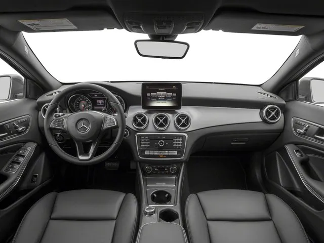 2018 Mercedes-Benz GLA GLA250's photo