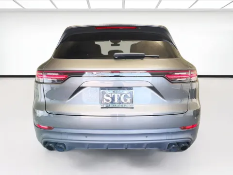 More photos of 2020 Porsche Cayenne PREMIUM PLUS & 21 RS SPYDER WHEELS at STG Bellflower, CA