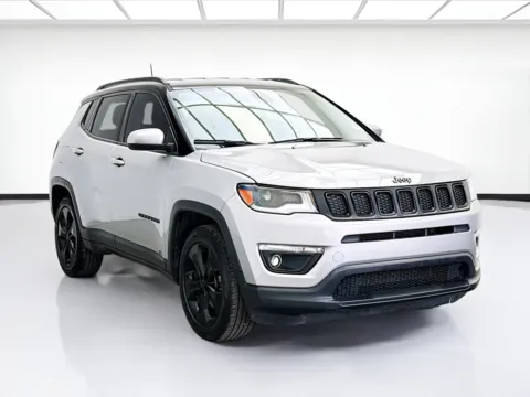 Another view of 2020 Jeep Compass Altitude for sale in Bellflower, CA at STG Bellflower