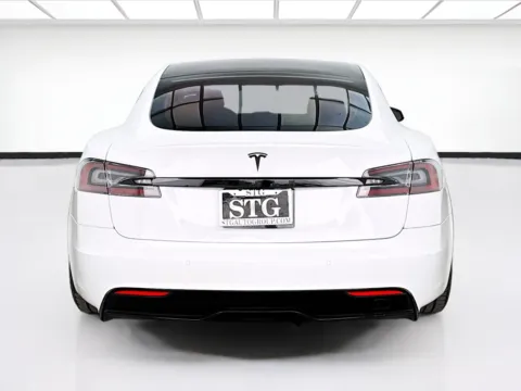 More photos of 2022 Tesla Model S at STG Bellflower, CA