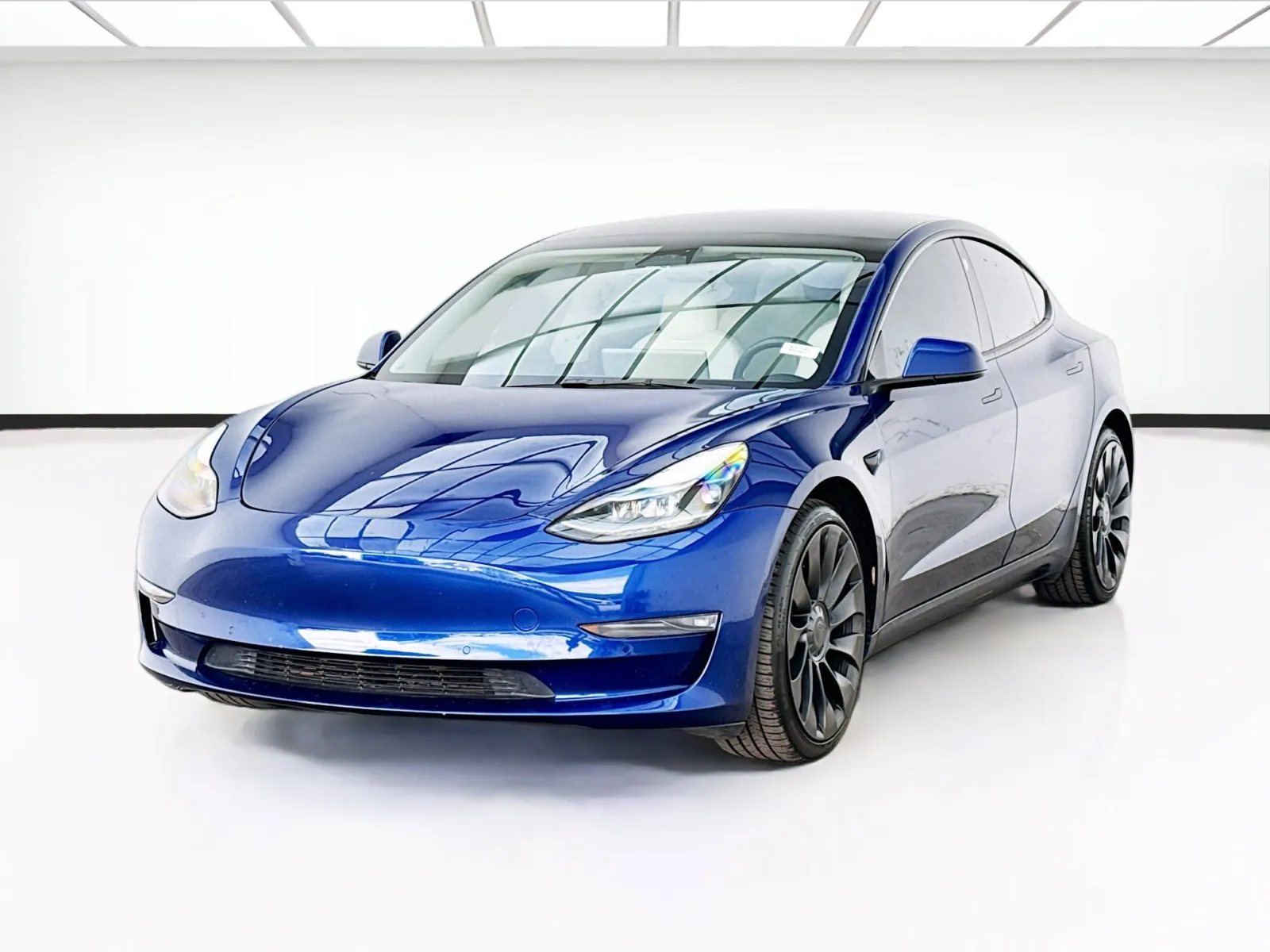 2022 Tesla Model 3 Long Range Dual Motor All-Wheel Drive's photo