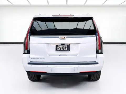More photos of 2020 Cadillac Escalade Premium Luxury at STG Bellflower, CA