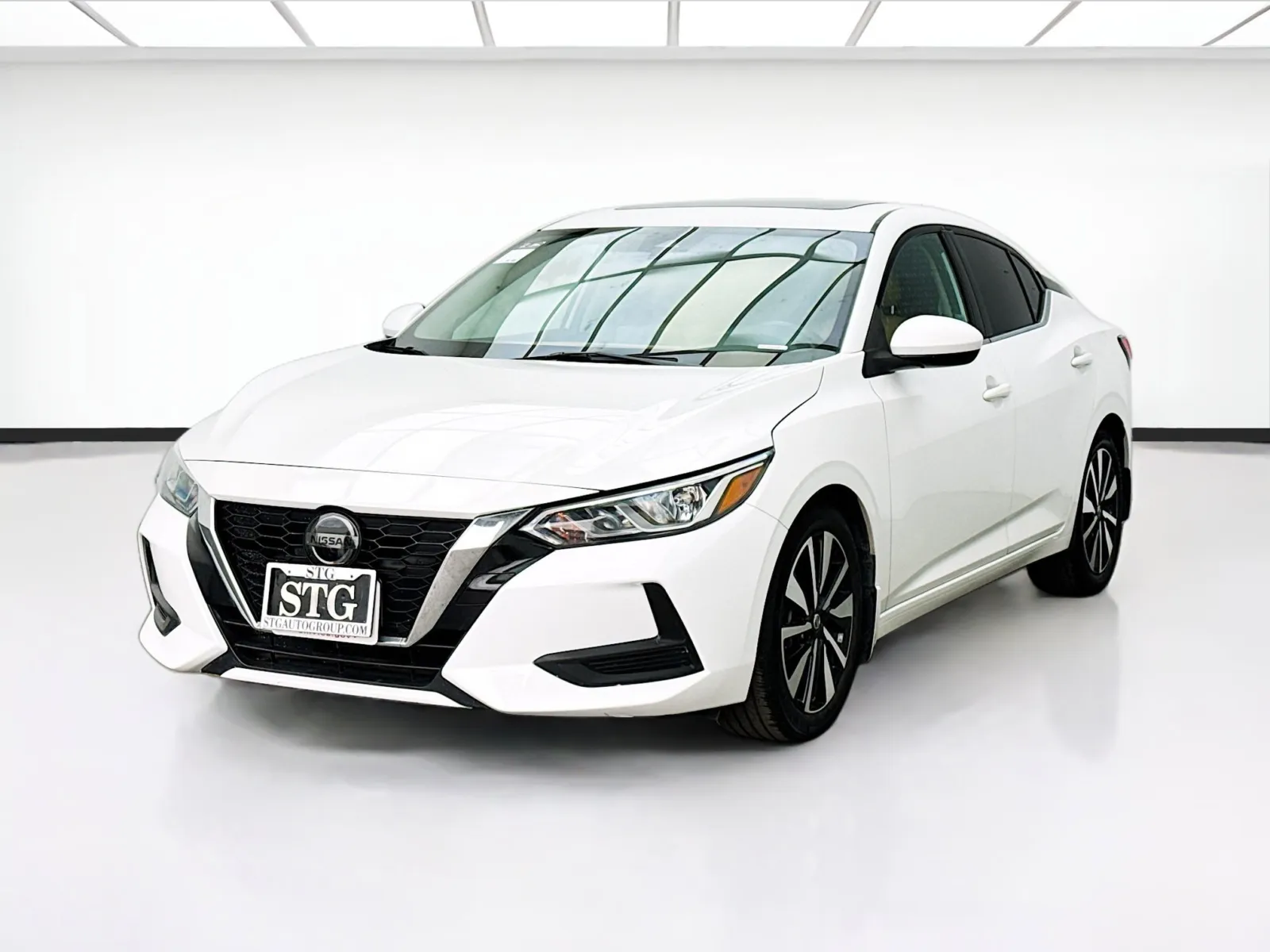 2022 Nissan Sentra SV CVT's photo