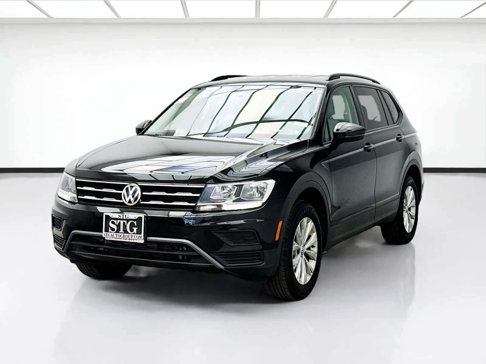 2020 Volkswagen Tiguan 2.0T S's photo