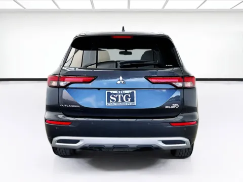 More photos of 2024 Mitsubishi Outlander Plug-In Hybrid at STG Bellflower, CA