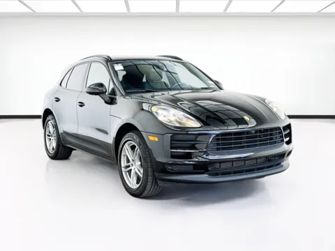 Another view of 2020 Porsche Macan Base w/Premium Package for sale in Bellflower, CA at STG Bellflower