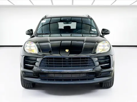 Photos of 2020 Porsche Macan Base w/Premium Package for sale in Bellflower, CA at STG Bellflower