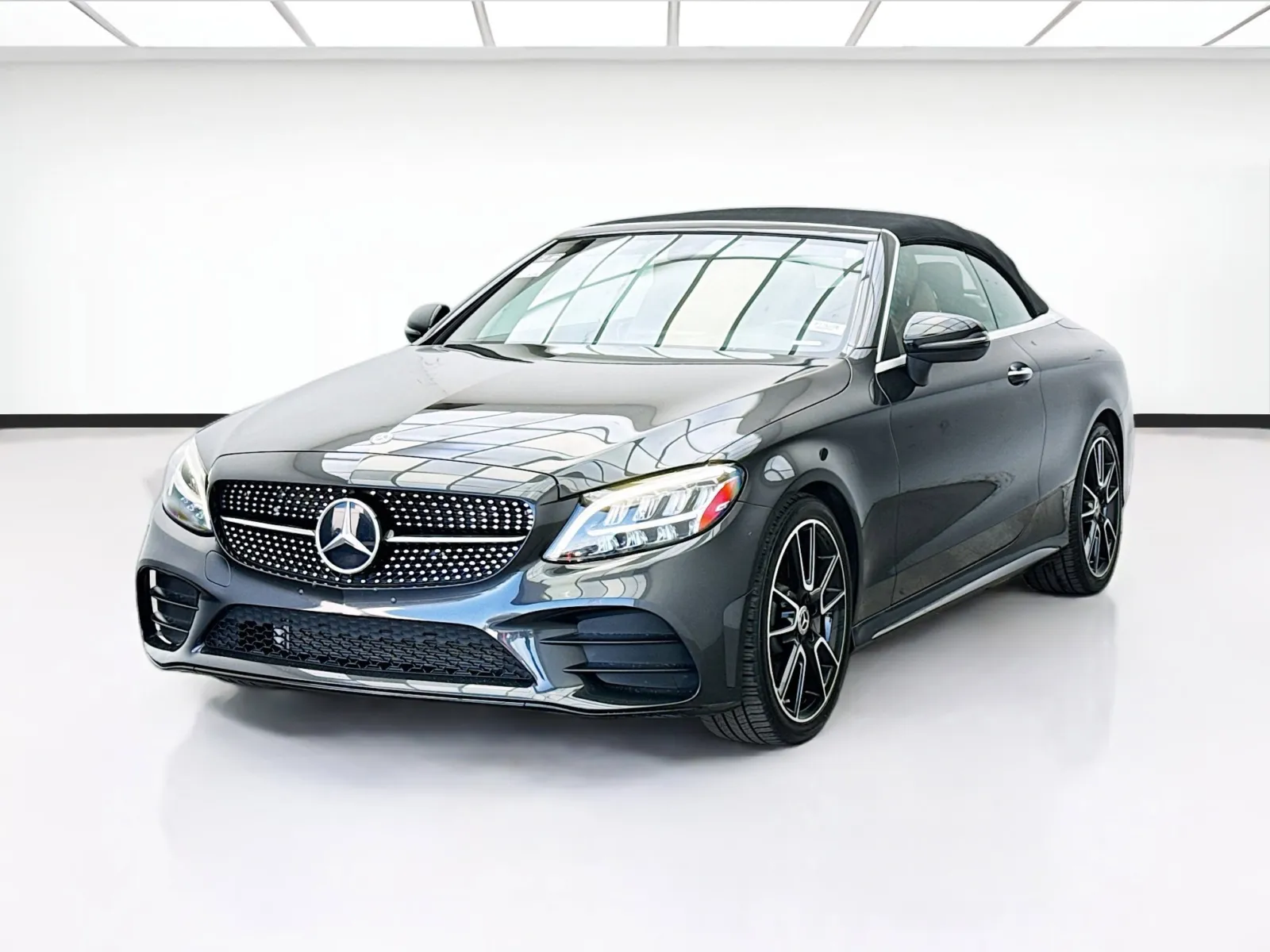 2019 Mercedes-Benz C-Class C300's photo