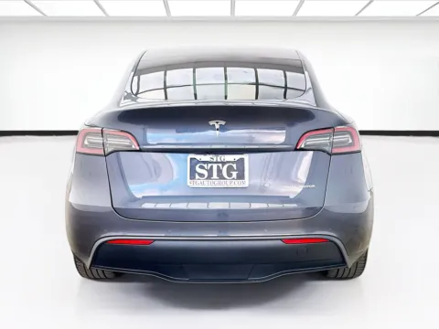 More photos of 2022 Tesla Model Y Long Range at STG Bellflower, CA
