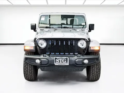 Photos of 2021 Jeep Gladiator Willys for sale in Bellflower, CA at STG Bellflower