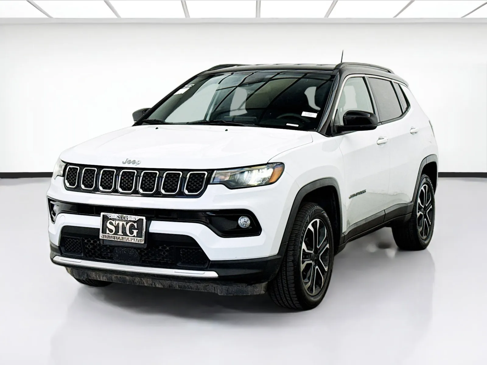 2023 Jeep Compass Limited 4X4's photo