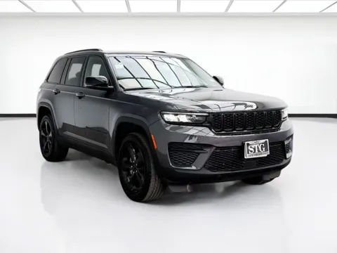 Another view of 2023 Jeep Grand Cherokee Altitude X for sale in Bellflower, CA at STG Bellflower