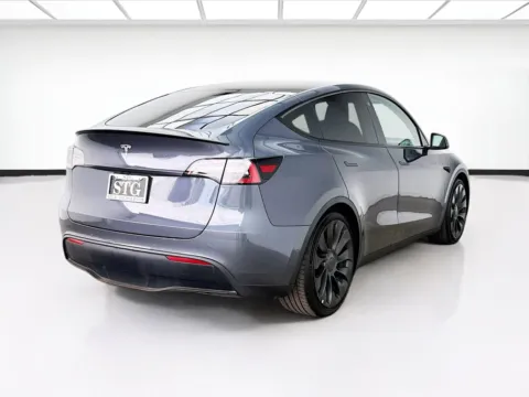 More photos of 2022 Tesla Model Y Performance at STG Bellflower, CA