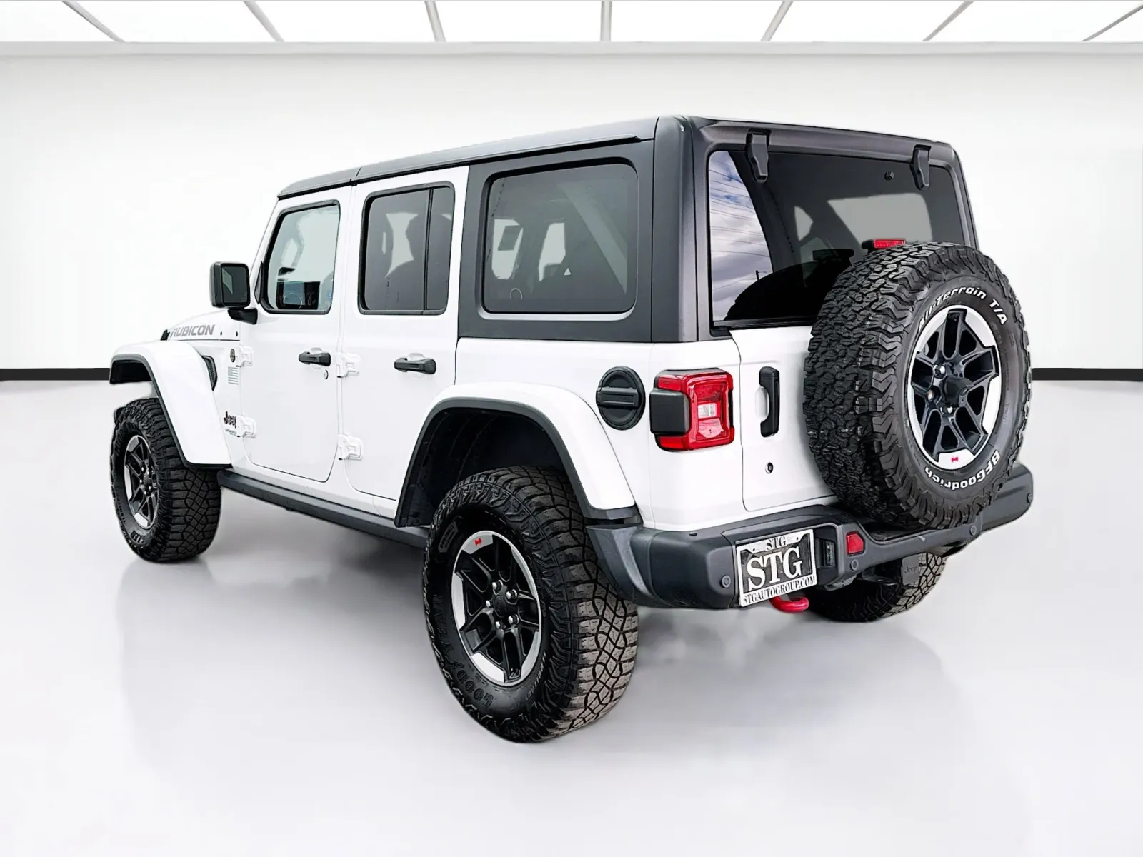 Jeep Wrangler photo 6