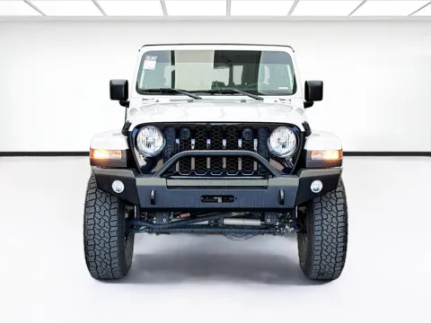 Photos of 2023 Jeep Gladiator Willys w/Quick Order Package (24W) for sale in Bellflower, CA at STG Bellflower