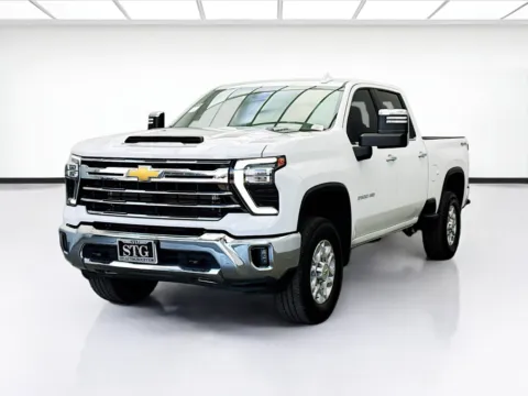 White 2024 Chevrolet Silverado 2500 HD LTZ for sale in Bellflower, CA