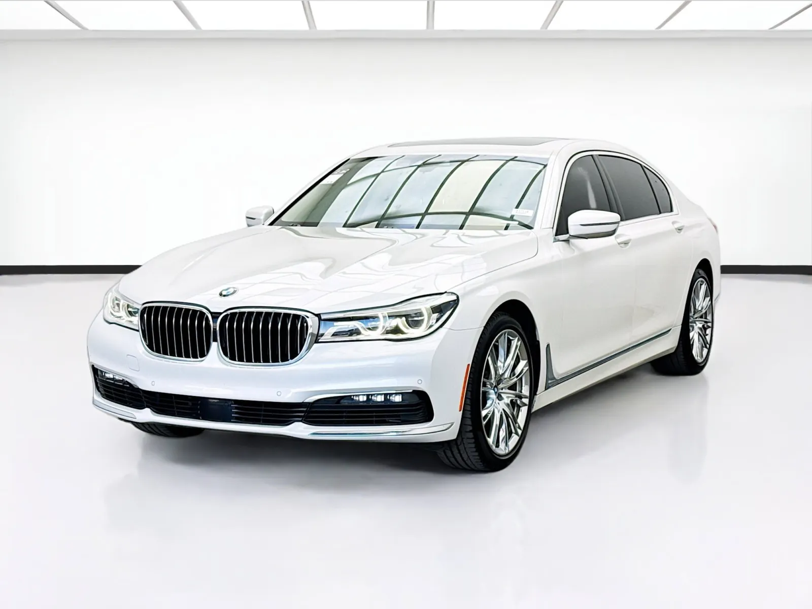 2018 BMW 7 Series 750i xDrive's photo