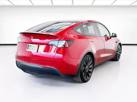 More photos of 2022 Tesla Model Y Performance at STG Bellflower, CA