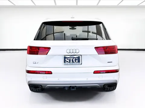 More photos of 2018 Audi Q7 3.0T Premium Plus quattro at STG Bellflower, CA