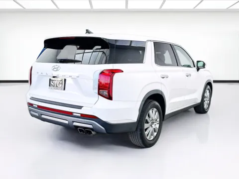More photos of 2023 Hyundai Palisade SE at STG Bellflower, CA
