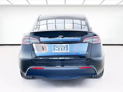 More photos of 2023 Tesla Model Y Performance at STG Bellflower, CA