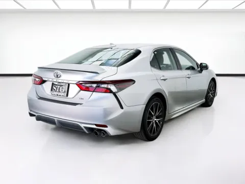 More photos of 2022 Toyota Camry SE at STG Bellflower, CA