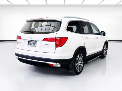More photos of 2017 Honda Pilot Touring at STG Bellflower, CA