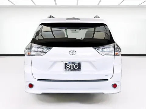 More photos of 2017 Toyota Sienna L 7 Passenger at STG Bellflower, CA