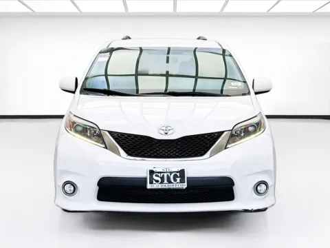 Photos of 2017 Toyota Sienna L 7 Passenger for sale in Bellflower, CA at STG Bellflower