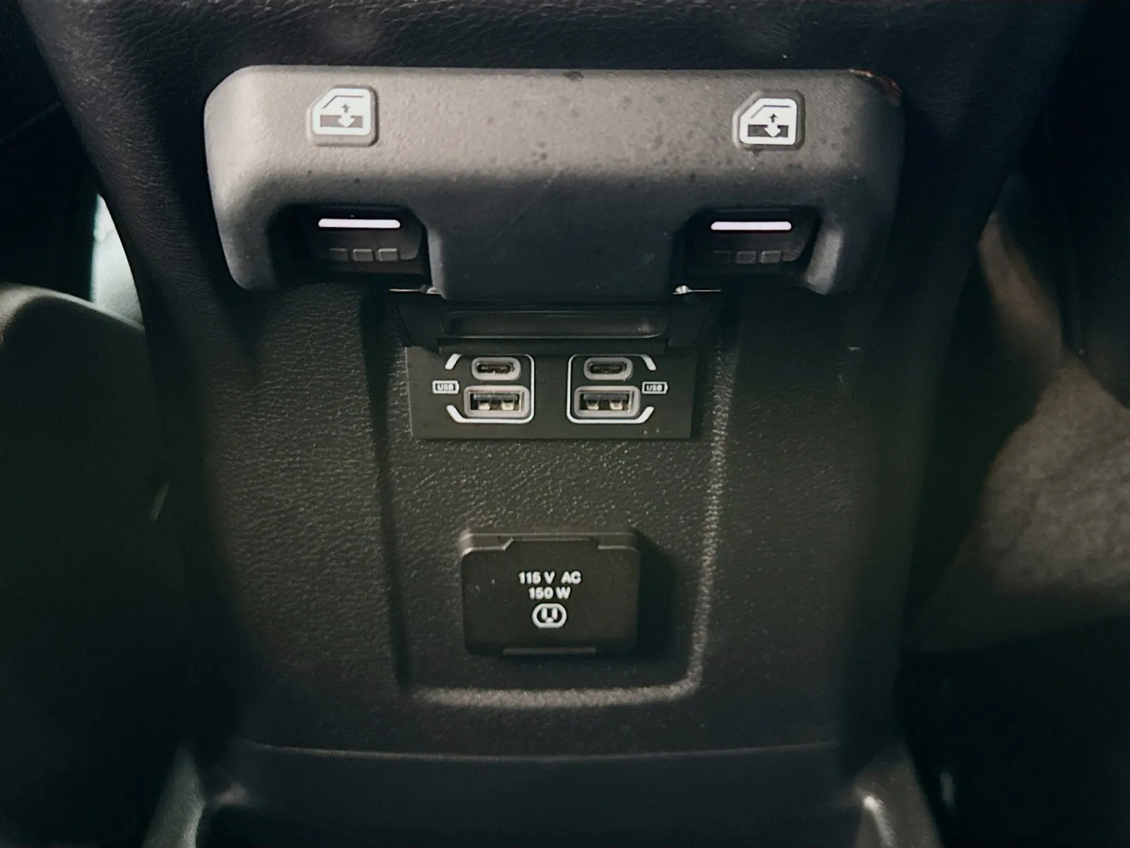 Jeep Wrangler photo 16