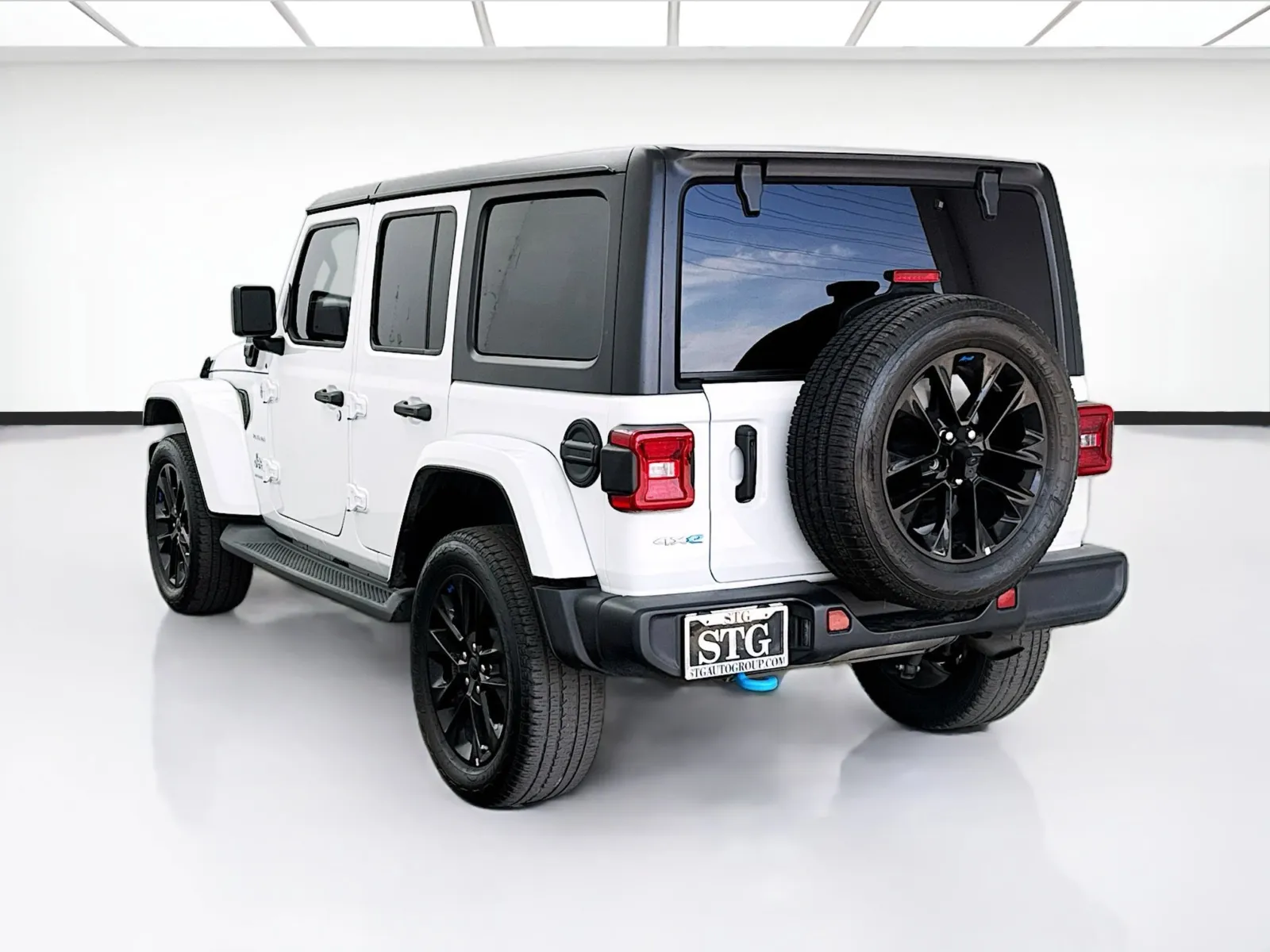 Jeep Wrangler photo 6