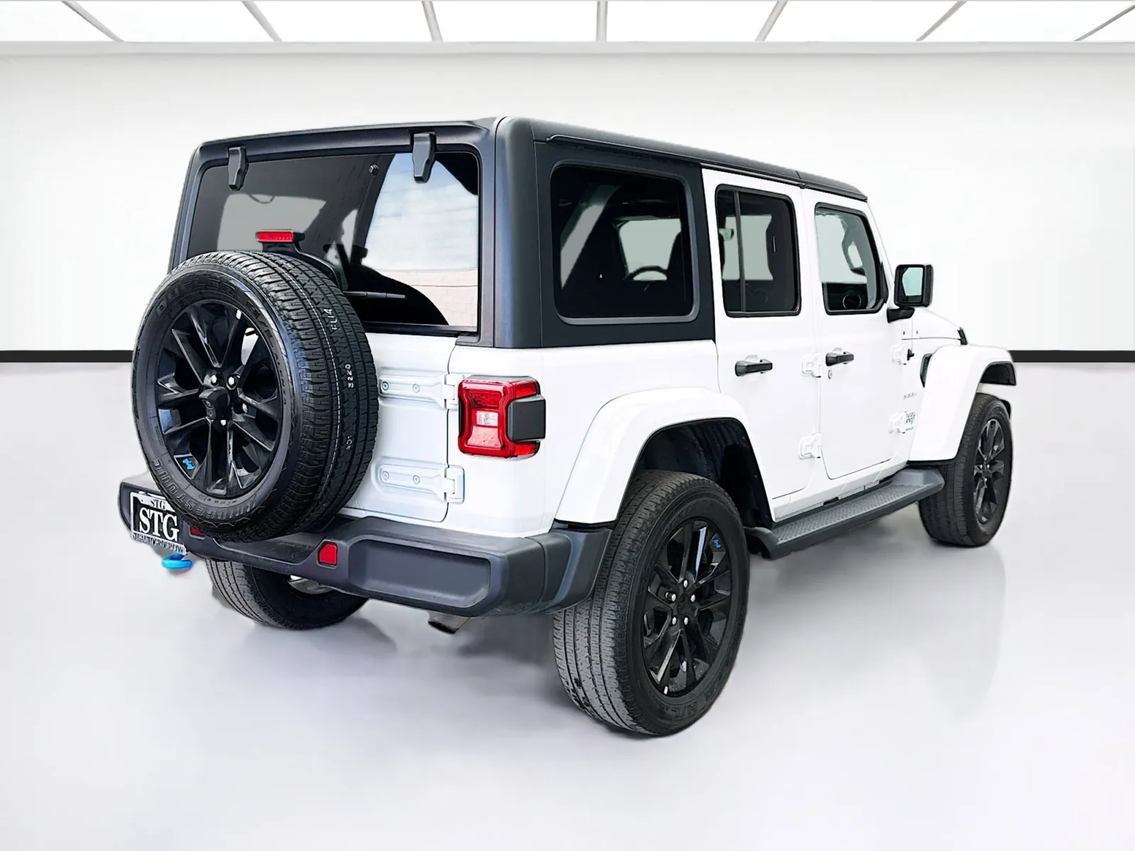 Jeep Wrangler photo 4