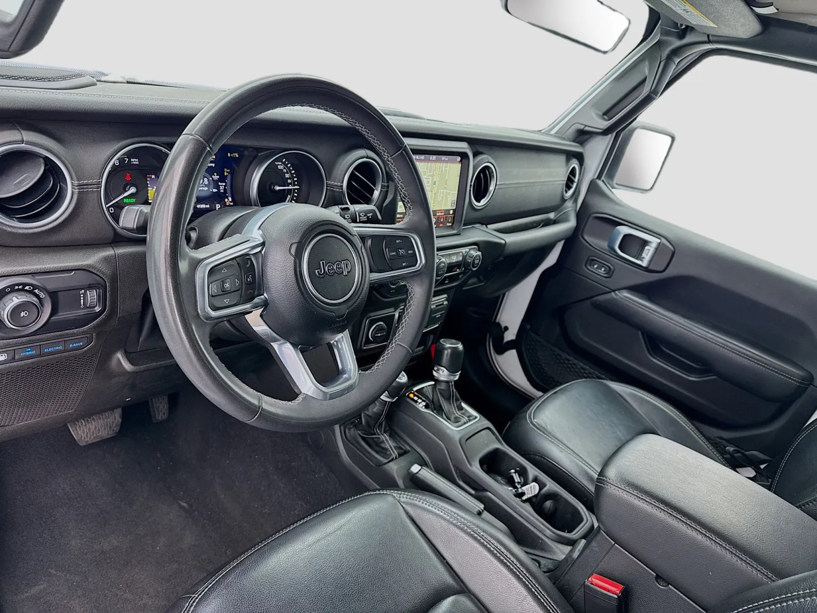 Jeep Wrangler photo 7