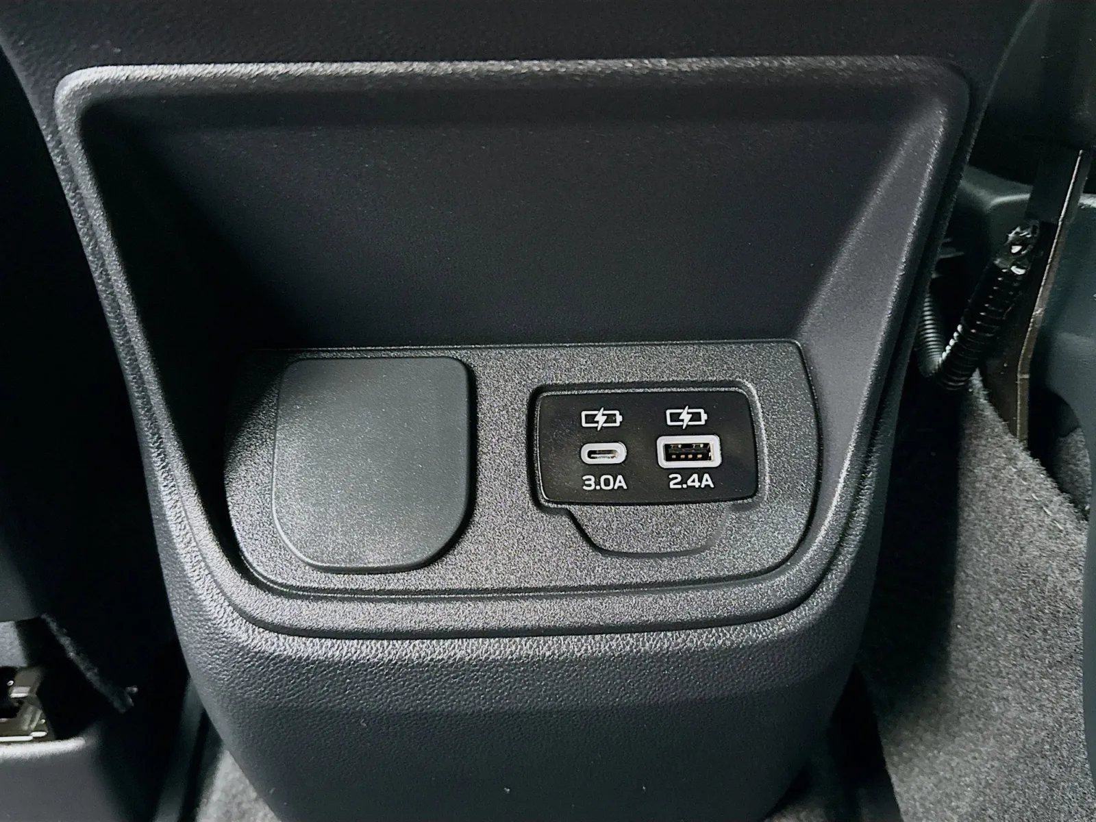 Subaru Ascent photo 16